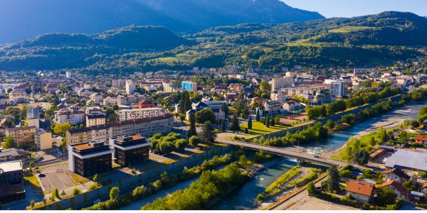 A Albertville, l'offre immobilière est variée et la demande est élevée