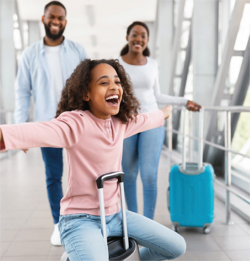 Famille à l'aéroport