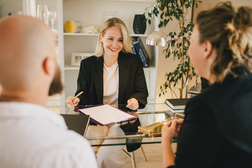 Prenez contact avec l'un de nos agents pour investir dans l'immobilier locatif à Saint-Etienne