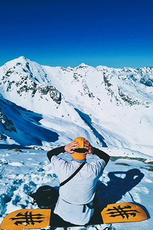 Snowboarding the stairway to heaven offpiste in the 4 valleys